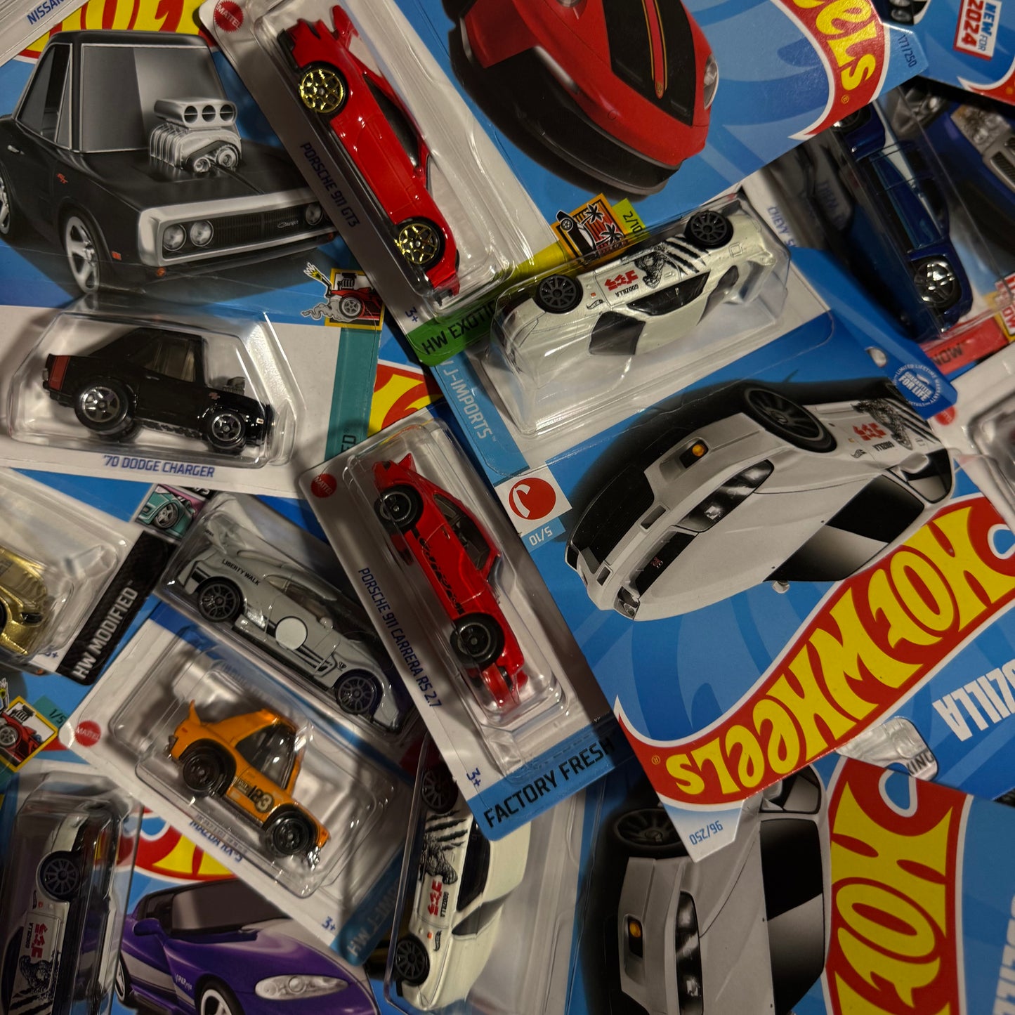Mystery Hot Wheels pack